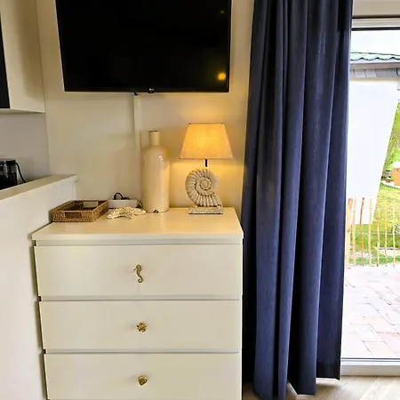 The Captain's * Petten