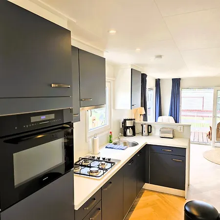 The Captain's Petten