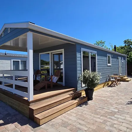 The Captain's Chalet Petten