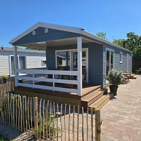 The Captain's * Petten